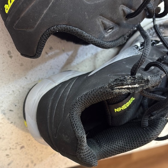 Nike Black and Gray baseball cleats size youth 13C - Picture 3 of 10